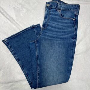 American Eagle Outfitters Women's boot Leg Jeans - Dark Blue Wash